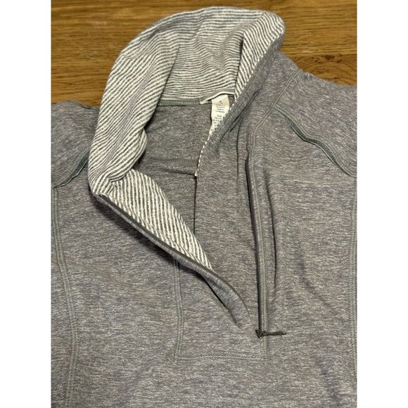 Lululemon Long Sleeve Shirt Womens Gray Zip Pullover Run Size 8 Vented Athletic - Picture 6 of 15